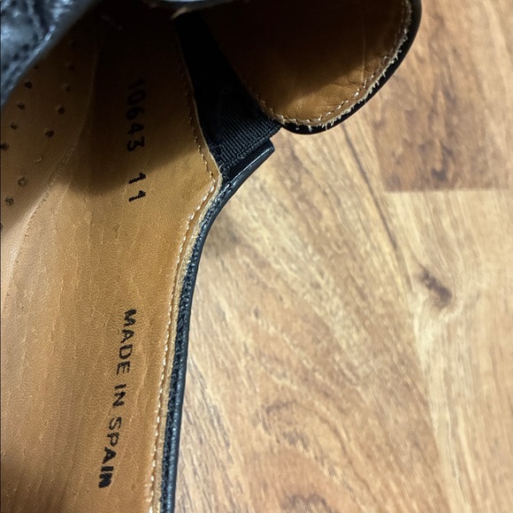 Magnanni Black Pebble Grain Leather Square Toe Loafers - Size 11 MStyle #10643